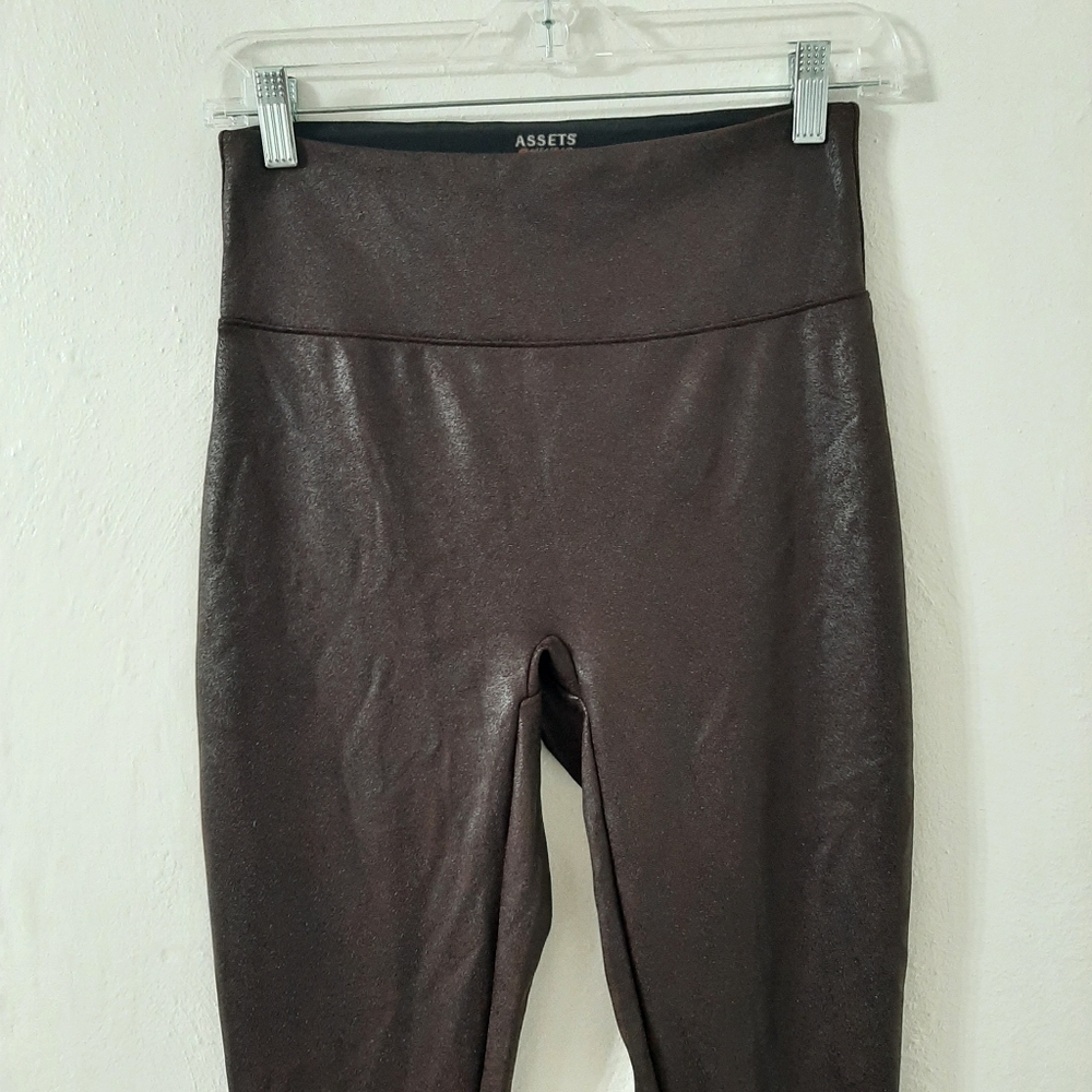 Assets by Spanx Faux Leather Crackle Leggings Hi Rise Wine Black Medium - Picture 7 of 8